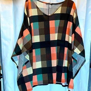XL open poncho type top